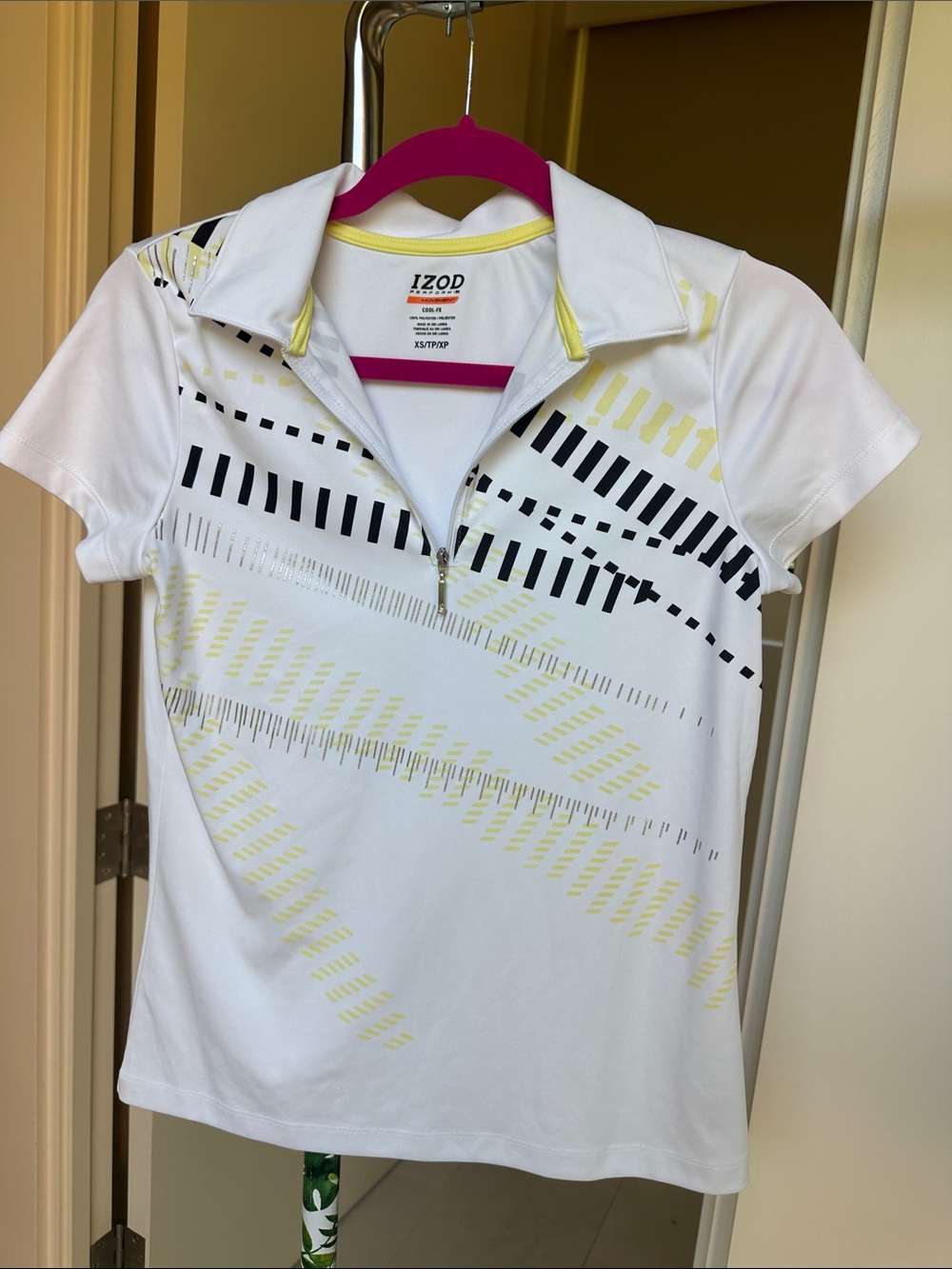 Izod White Polo with Black and Yellow Patterns